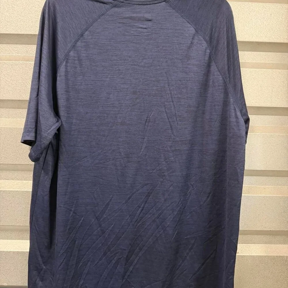 Nfl Men's Navy and Blue T-shirt